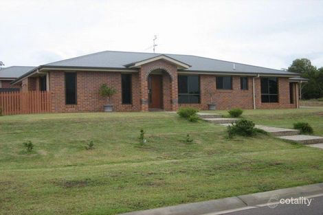 Property photo of 14 Rose Lea Court Warwick QLD 4370