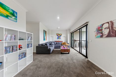 Property photo of 18 Swan Street Pakenham VIC 3810