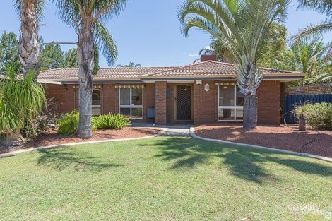 Property photo of 139 Grovelands Drive Camillo WA 6111