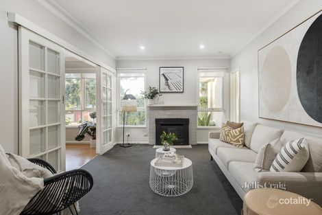 Property photo of 213 Nell Street Greensborough VIC 3088
