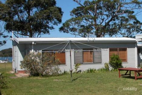 Property photo of 28 Haiser Road Greenwell Point NSW 2540