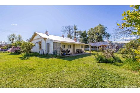 Property photo of 552 Lyne Street Lavington NSW 2641