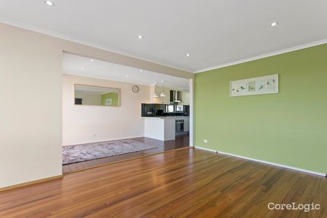 Property photo of 10 Saxonwood Drive Narre Warren VIC 3805