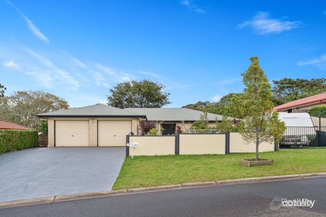 27 Macrossan St, Cranley, QLD 4350