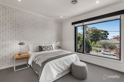Property photo of 17 Davis Street Elsternwick VIC 3185
