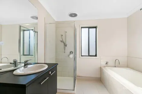 Property photo of 18 Greythorn Road Traralgon VIC 3844