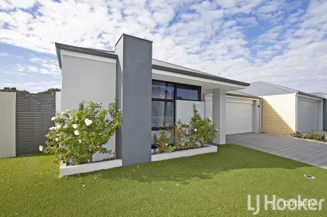 Property photo of 60 Cimarron Edge Meadow Springs WA 6210