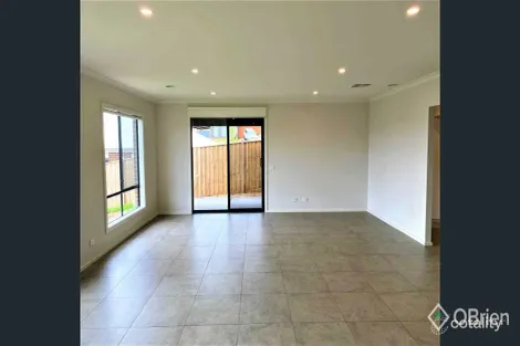 Property photo of 4 Mountain Ash Street Warragul VIC 3820