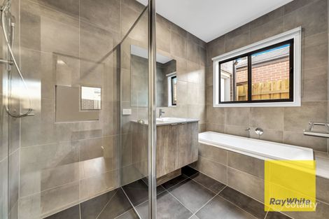 Property photo of 2 Clemson Street Deanside VIC 3336