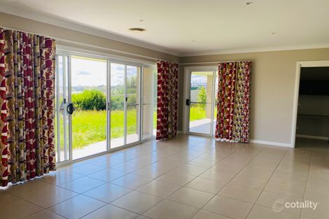 Property photo of 10 Laing Avenue Orange NSW 2800