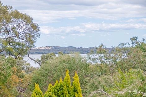 Property photo of 16 Grosmont Glade Leschenault WA 6233