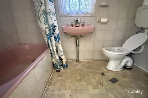 Property photo of 35 Railway Terrace Crystal Brook SA 5523