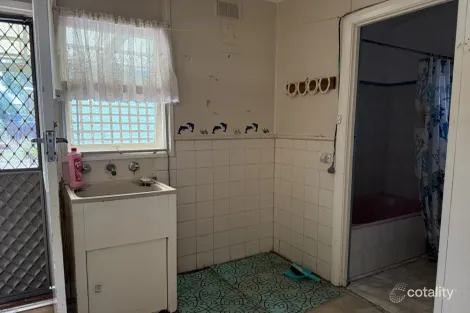 Property photo of 35 Railway Terrace Crystal Brook SA 5523