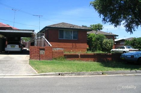 Property photo of 10 Moir Street Smithfield NSW 2164