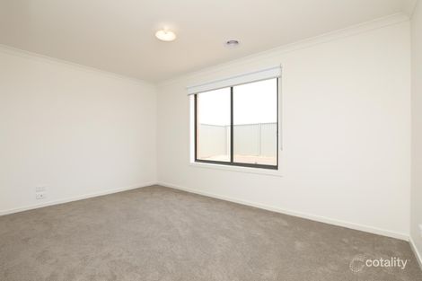 Property photo of 177 Dalray Crescent Kurunjang VIC 3337