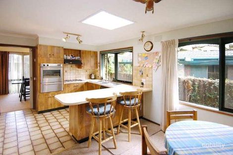 Property photo of 2 Appleberry Place Ringwood North VIC 3134
