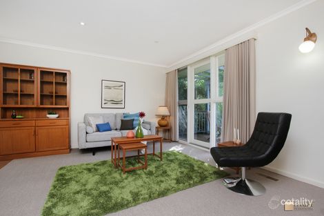 Property photo of 8 Caffyn Place Garran ACT 2605