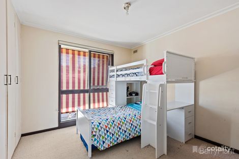 Property photo of 17 Naranghi Drive Strathdale VIC 3550
