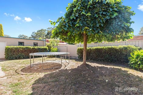 Property photo of 17 Naranghi Drive Strathdale VIC 3550