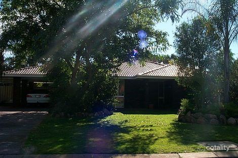 Property photo of 5 Bamshill Place Thornlie WA 6108