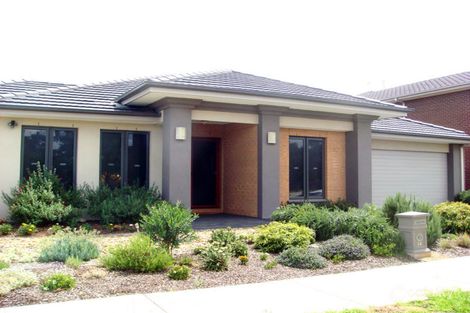 Property photo of 24 Australis Drive Williams Landing VIC 3027