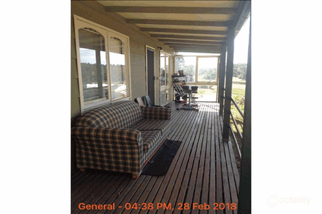 Property photo of 255 Queens Road Wandin North VIC 3139