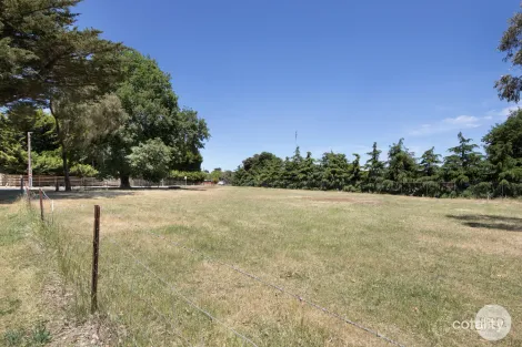 Property photo of 501 High Street Learmonth VIC 3352