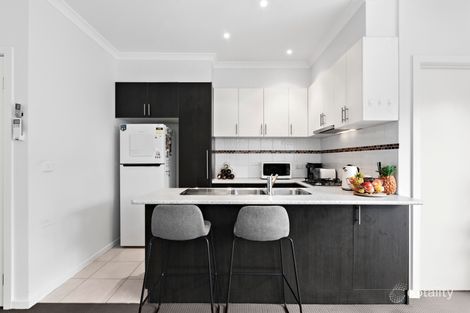 Property photo of 1/23 Nerissa Grove Oak Park VIC 3046