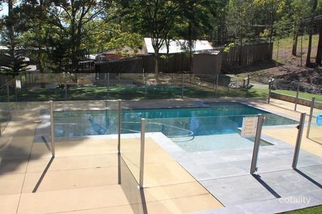 Property photo of 4 Campaspie Court Oxenford QLD 4210