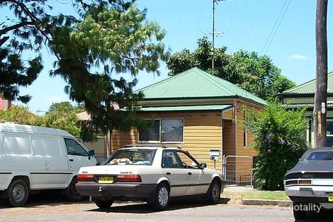 15 Proctor St, Tighes Hill, NSW 2297