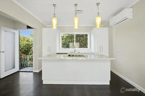 11 Acacia St, Hamlyn Heights, VIC 3215