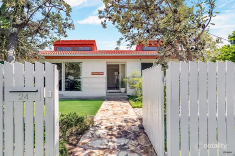 24 Bluejay St, Burleigh Waters, QLD 4220