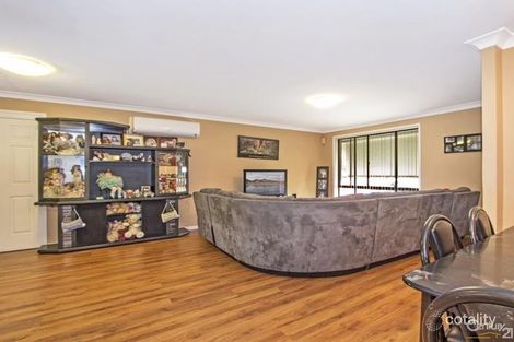 Property photo of 6 Wintercorn Row Werrington Downs NSW 2747