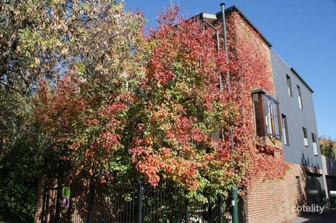 17a Loch St, St Kilda West, VIC 3182