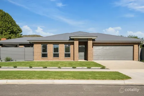 10 Moore St, Myrtleford, VIC 3737
