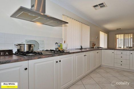 33 Kyneton Pkwy, Aveley, WA 6069