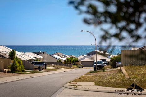 Property photo of 15 Schooner Pass Glenfield WA 6532