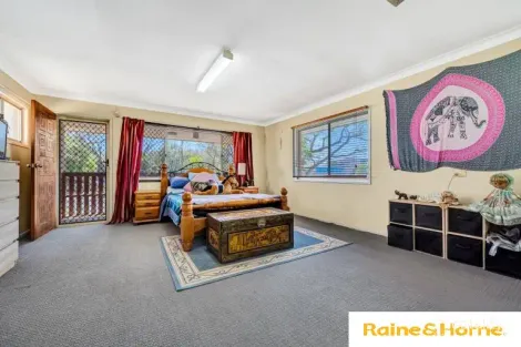 Property photo of 24 York Street Beenleigh QLD 4207