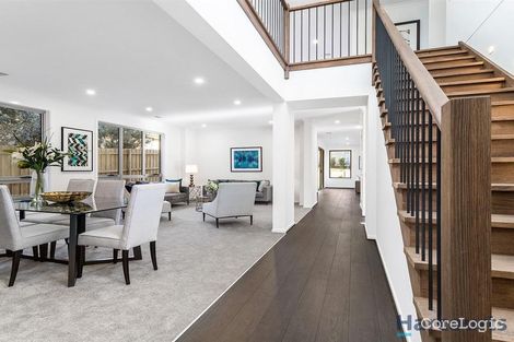 Property photo of 37 King Arthur Drive Glen Waverley VIC 3150