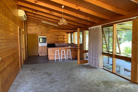 Property photo of 29 Shady Gully Drive Mallacoota VIC 3892