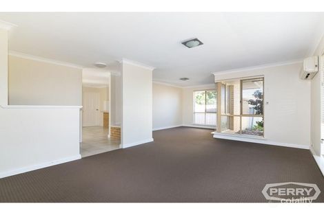 Property photo of 5 Camellia Court Halls Head WA 6210