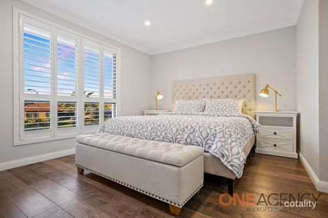 Property photo of 9 Rainbow Place St Clair NSW 2759