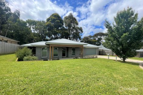 24 Willow Gr, Leongatha, VIC 3953