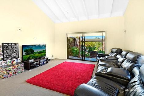 Property photo of 27 Warrigal Crescent Ashmore QLD 4214
