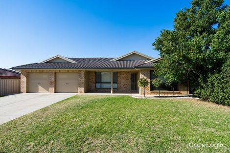 Property photo of 27 Paldi Crescent Glenfield Park NSW 2650