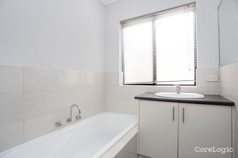Property photo of 4/11 Bolton Way Darch WA 6065