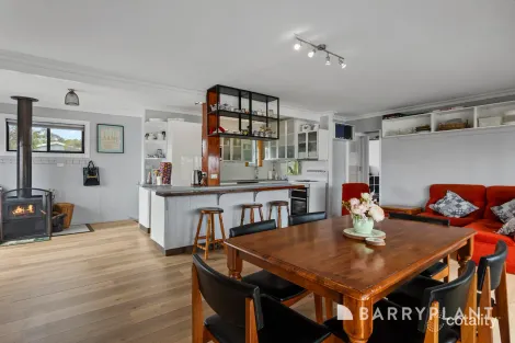 Property photo of 12 Kallay Drive Pioneer Bay VIC 3984