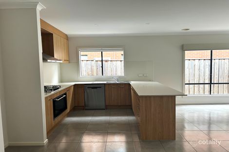 Property photo of 11 Clovis Avenue Clyde North VIC 3978