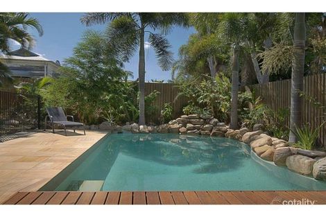 Property photo of 25 Philp Street Hermit Park QLD 4812