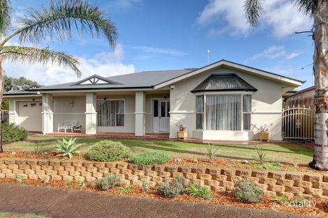 5 Mensforth Ct, Paralowie, SA 5108